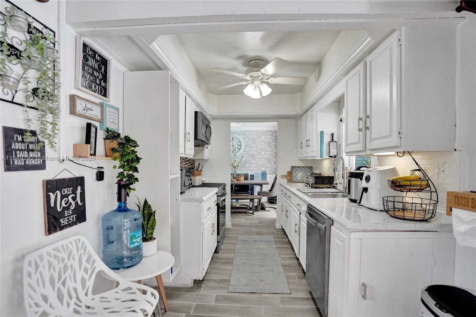 Small Image of 7811 NORTH WEST 75TH AVE, Tamarac Number 29