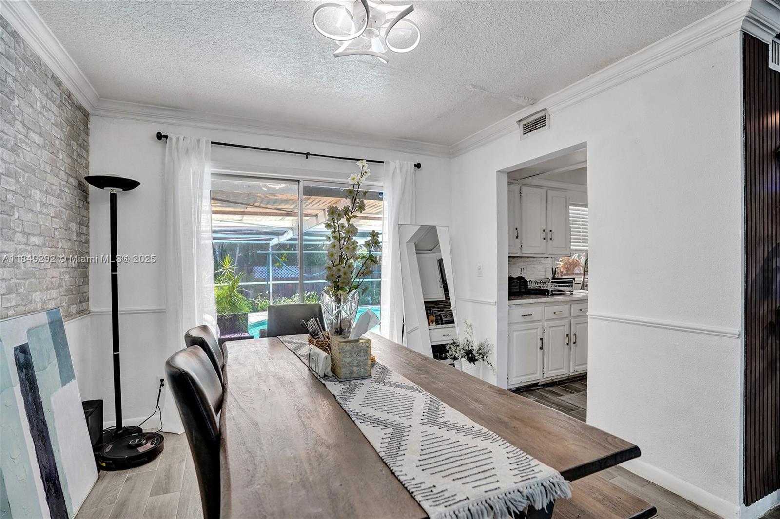 Small Image of 7811 NORTH WEST 75TH AVE, Tamarac Number 33