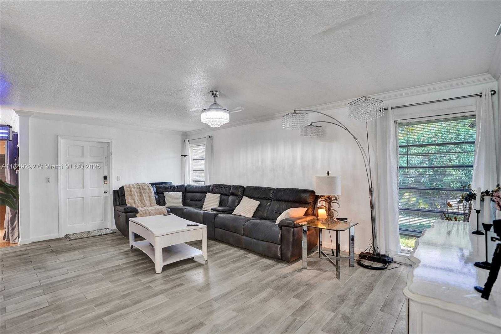 Small Image of 7811 NORTH WEST 75TH AVE, Tamarac Number 37