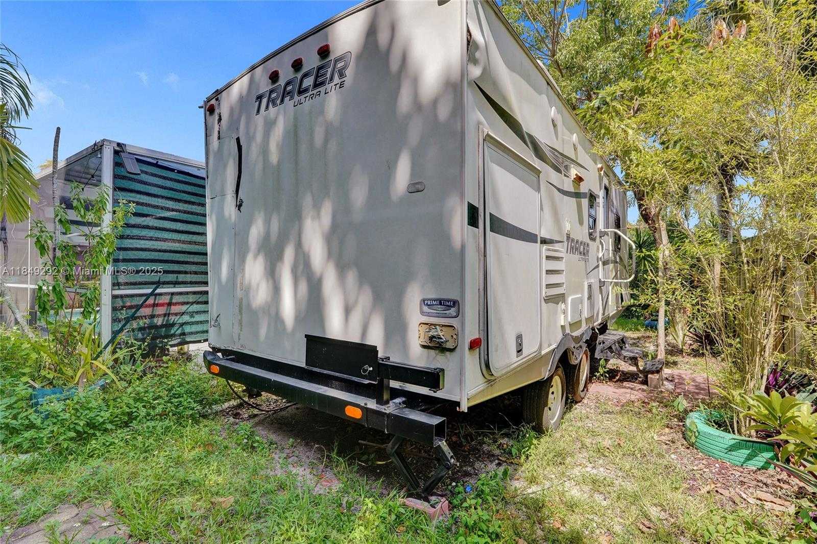 Small Image of 7811 NORTH WEST 75TH AVE, Tamarac Number 41