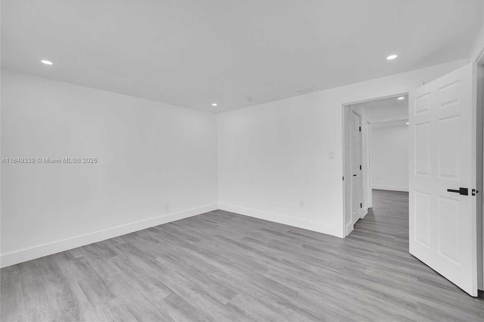 Small Image of 5658 SOUTH WEST 1ST ST, Miami Number 14