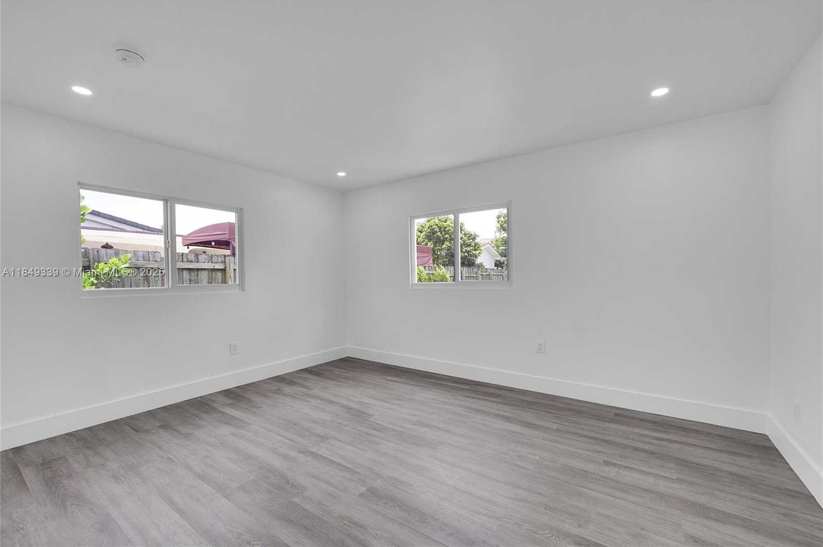 Small Image of 5658 SOUTH WEST 1ST ST, Miami Number 17