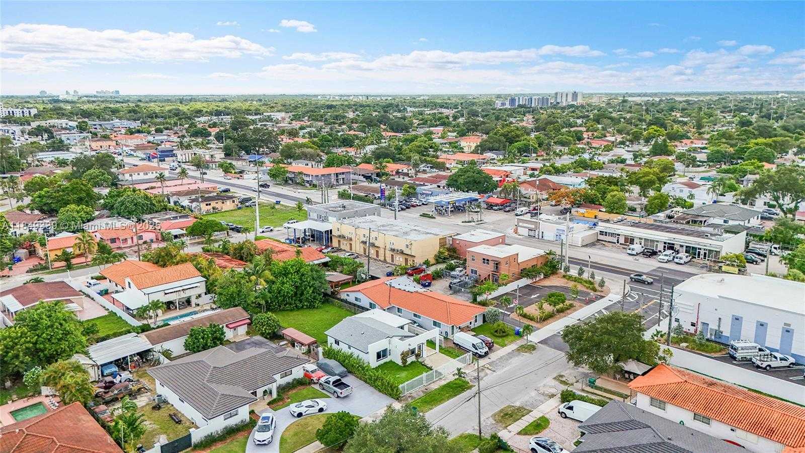 Small Image of 5658 SOUTH WEST 1ST ST, Miami Number 30