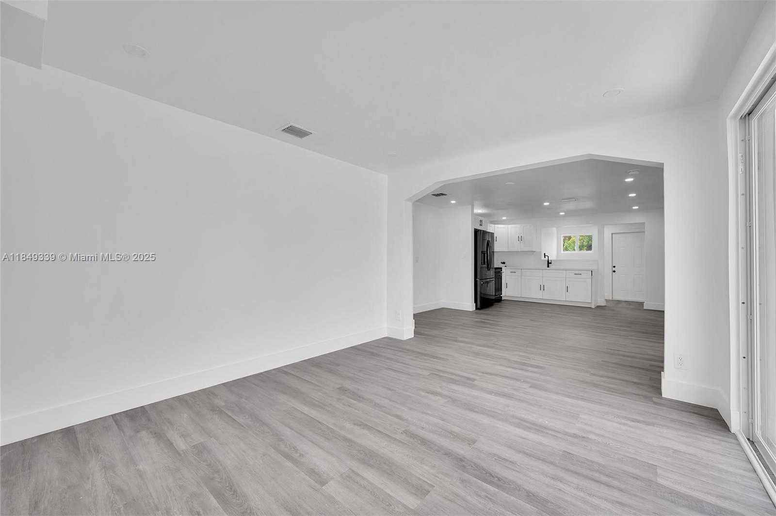 Small Image of 5658 SOUTH WEST 1ST ST, Miami Number 6