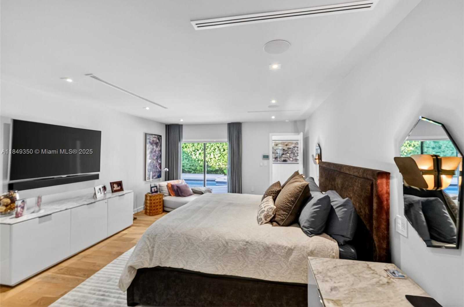 Small Image of 2152 PRAIRIE AVE, Miami Beach Number 28