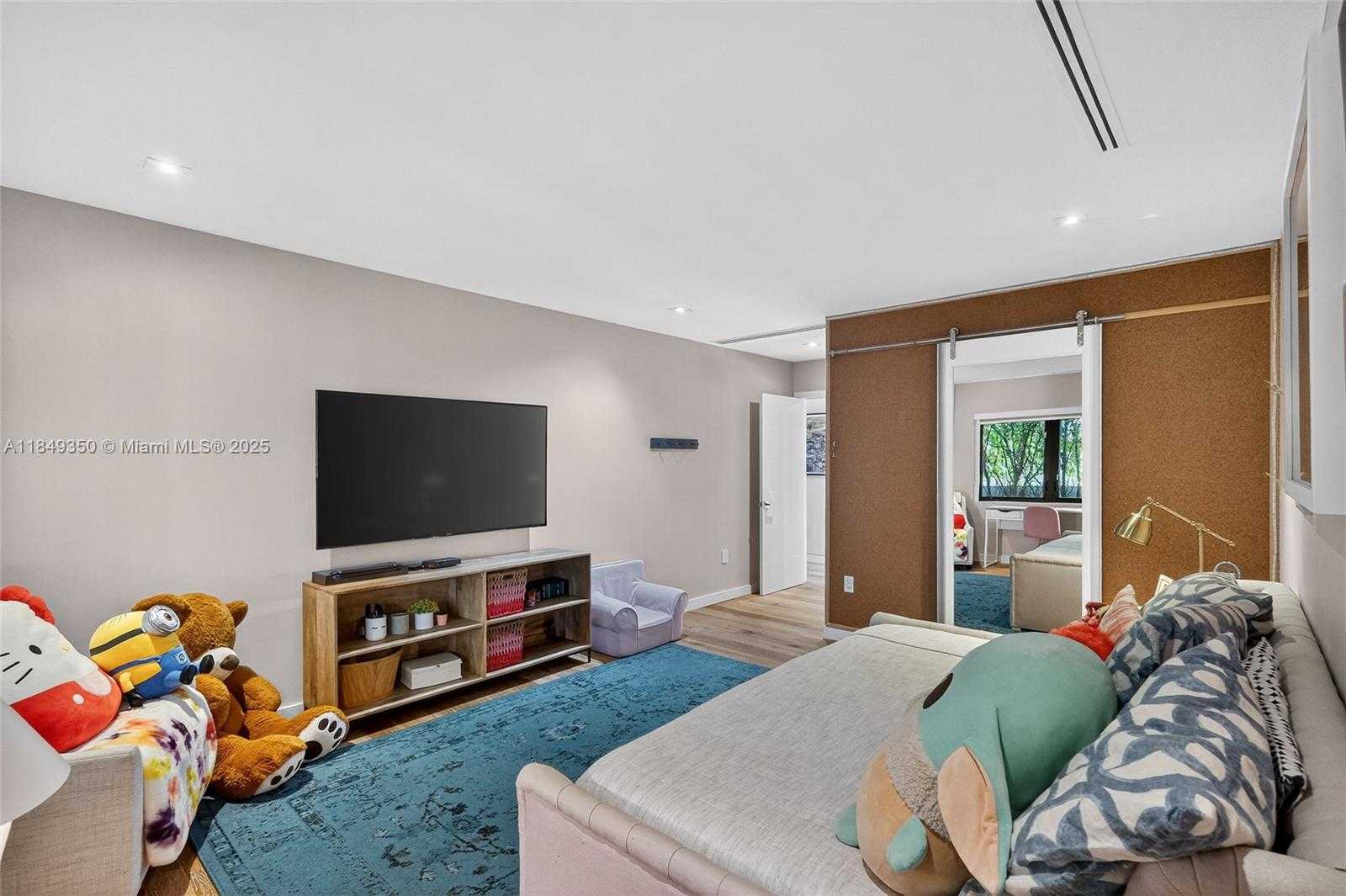 Small Image of 2152 PRAIRIE AVE, Miami Beach Number 35