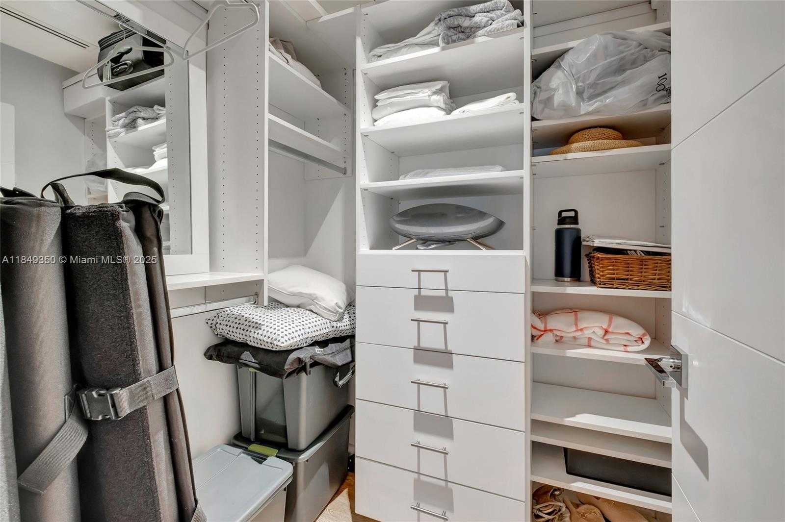 Small Image of 2152 PRAIRIE AVE, Miami Beach Number 40