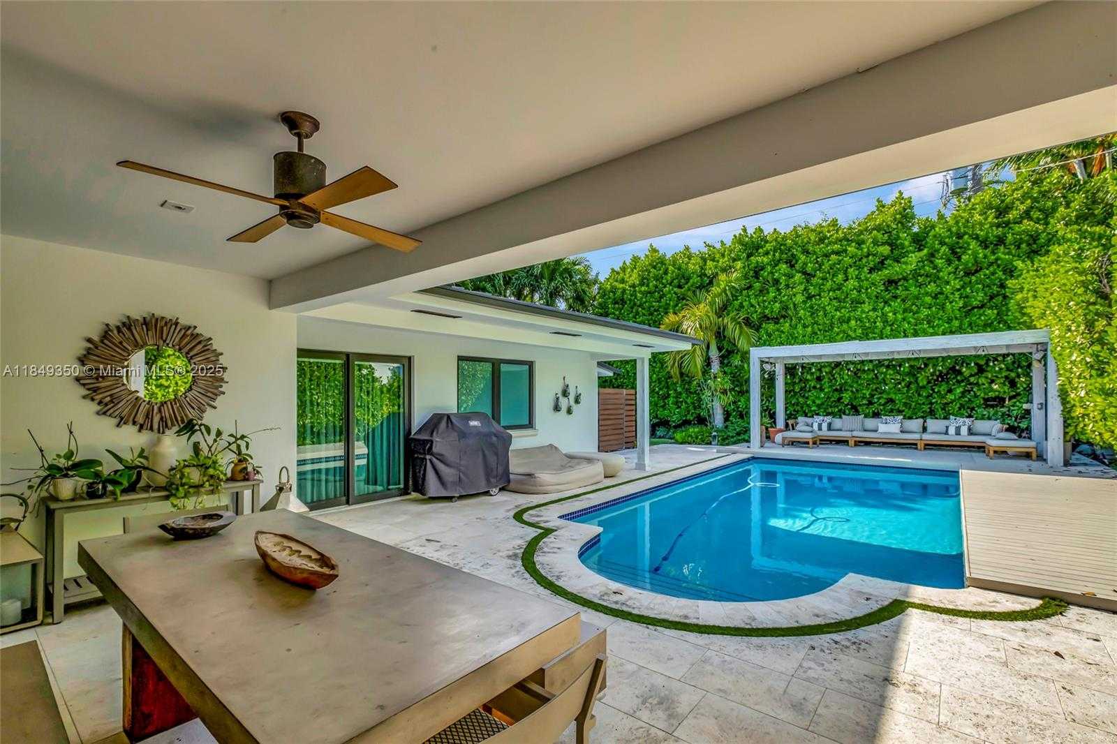 Small Image of 2152 PRAIRIE AVE, Miami Beach Number 48