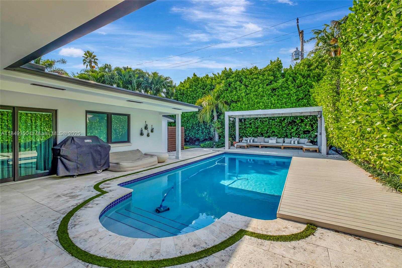 Small Image of 2152 PRAIRIE AVE, Miami Beach Number 51