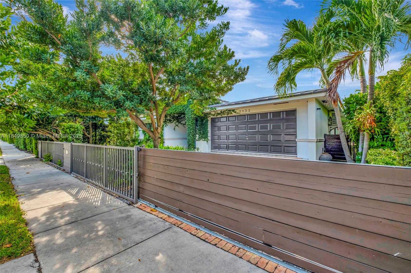 Small Image of 2152 PRAIRIE AVE, Miami Beach Number 59