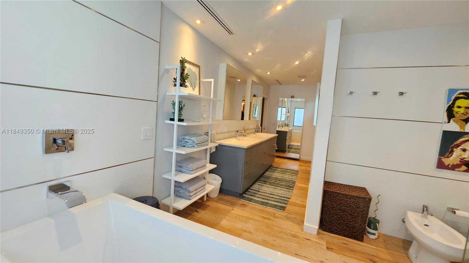 Small Image of 2152 PRAIRIE AVE, Miami Beach Number 70