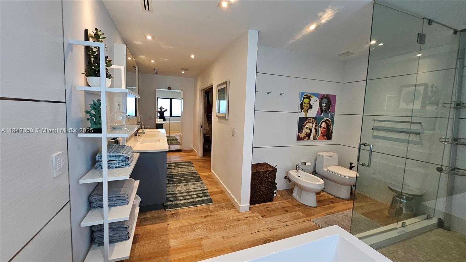 Small Image of 2152 PRAIRIE AVE, Miami Beach Number 71