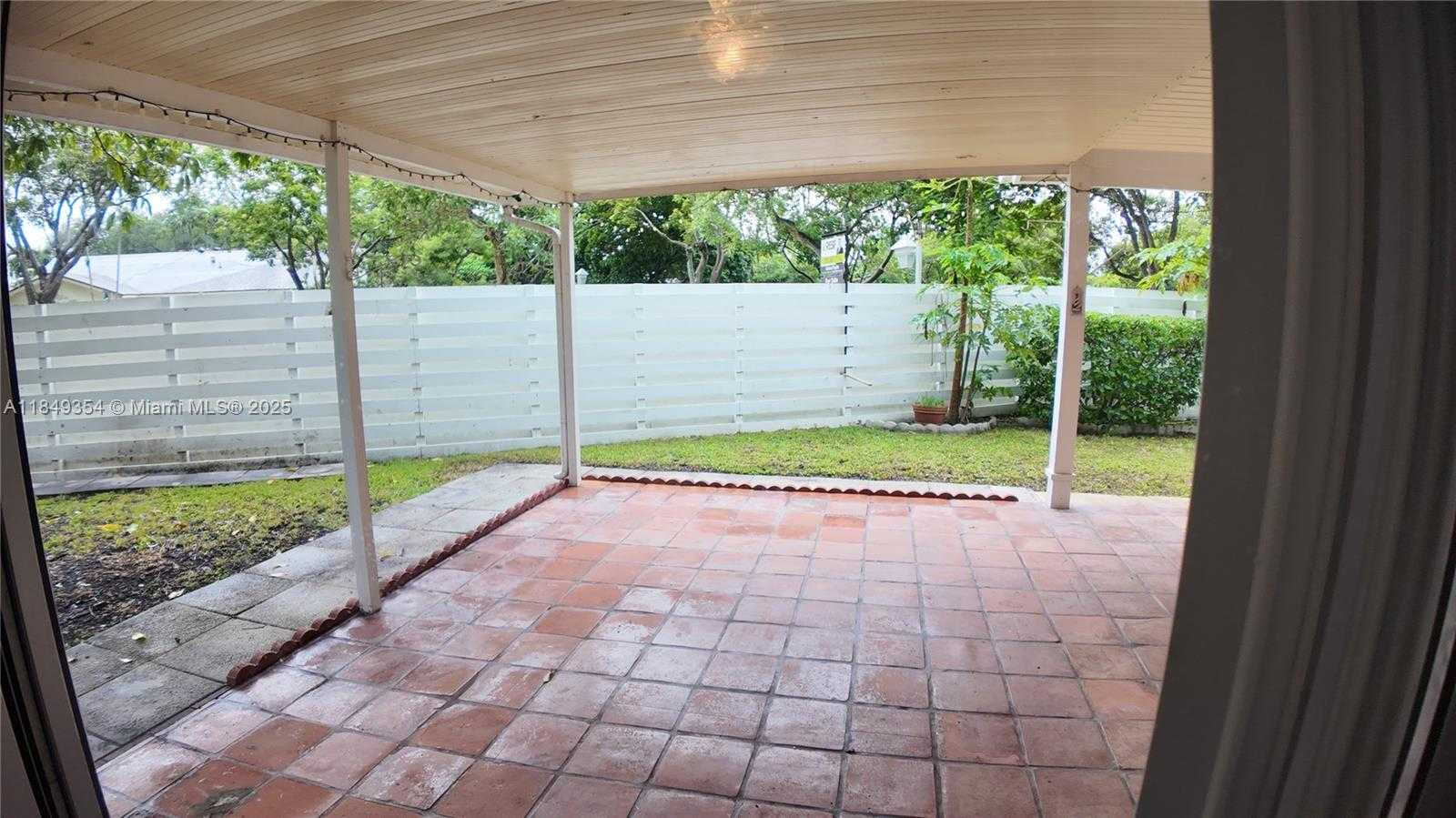 Small Image of 14909 SOUTH WEST 141ST PL, Miami Number 11