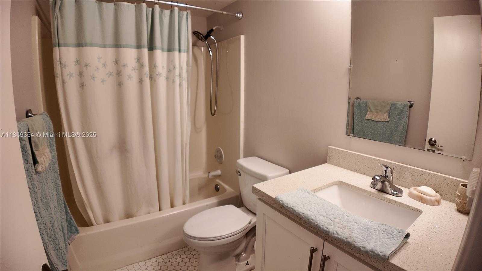 Small Image of 14909 SOUTH WEST 141ST PL, Miami Number 8