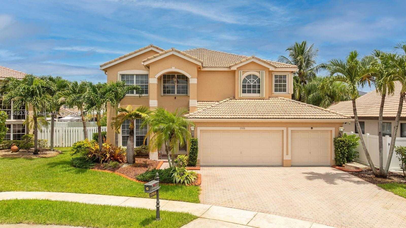 Small Image of 17933 SOUTH WEST 35TH CT, Miramar Number 3