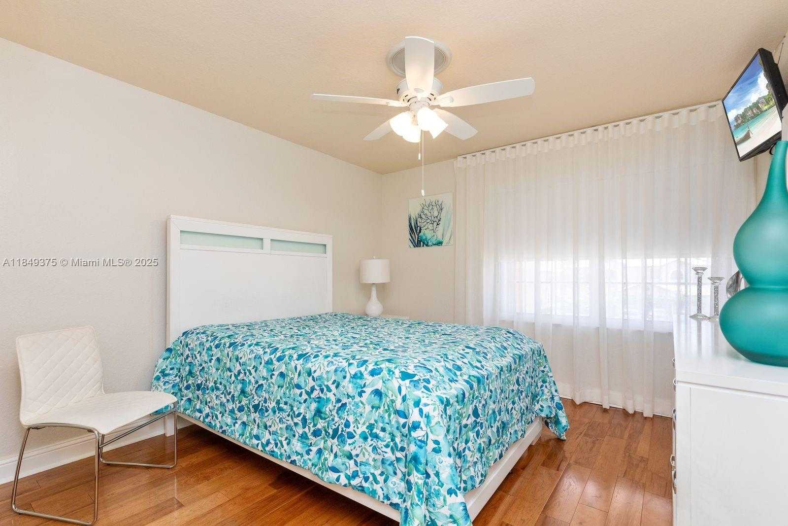 Small Image of 17933 SOUTH WEST 35TH CT, Miramar Number 42