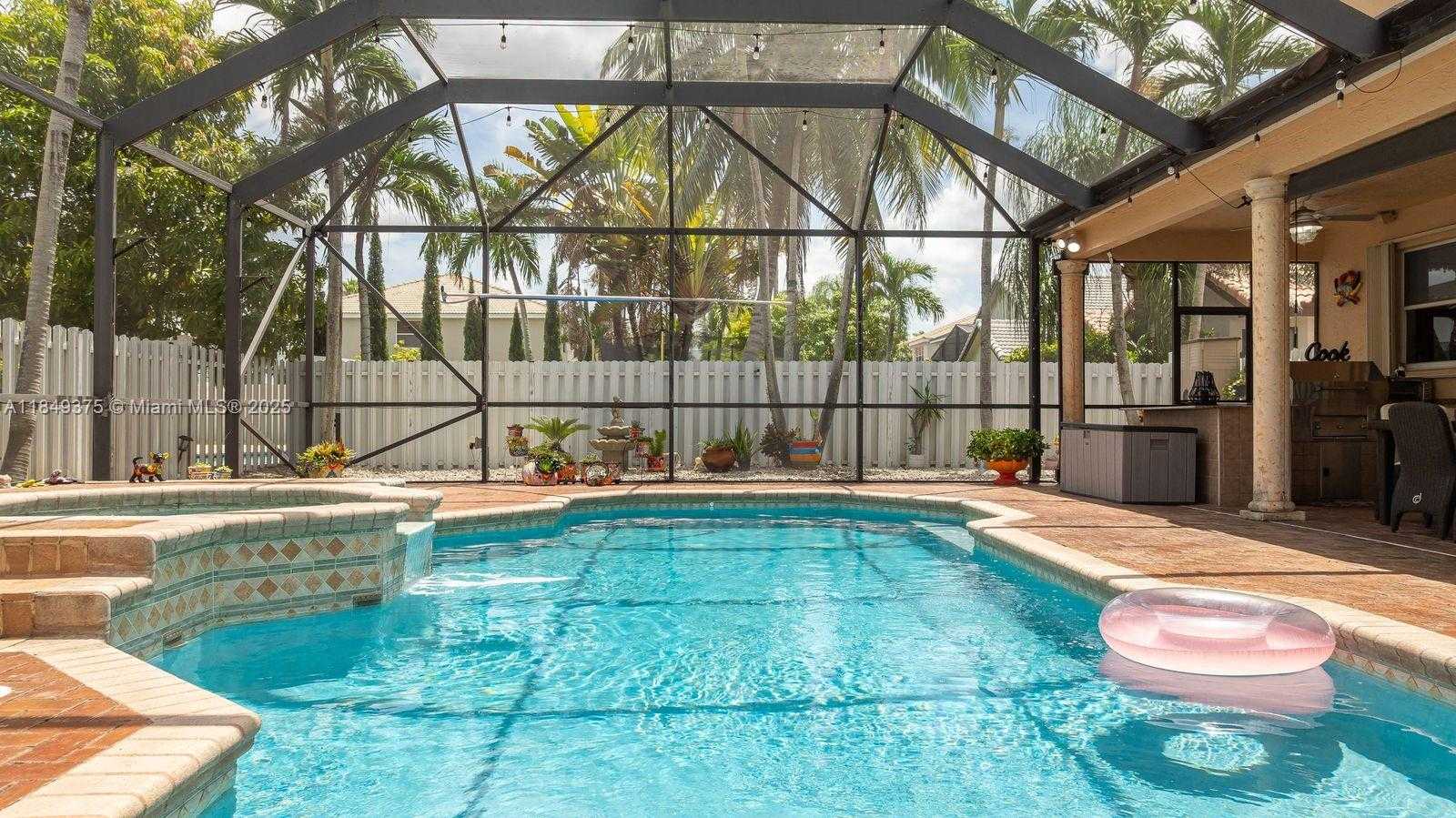 Small Image of 17933 SOUTH WEST 35TH CT, Miramar Number 57