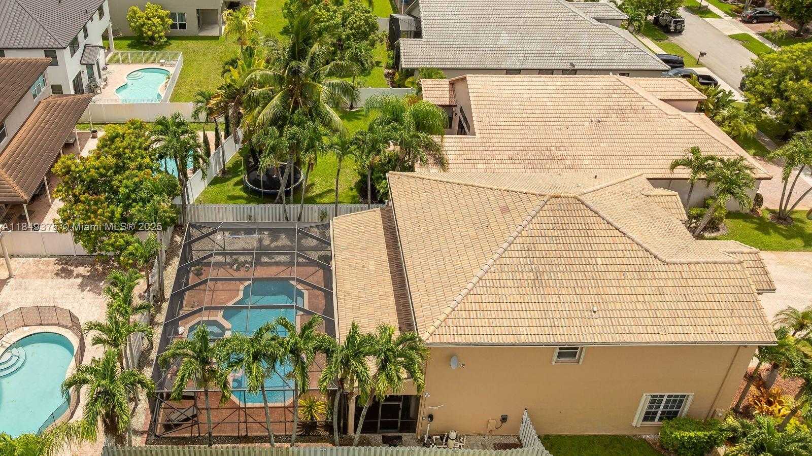 Small Image of 17933 SOUTH WEST 35TH CT, Miramar Number 62