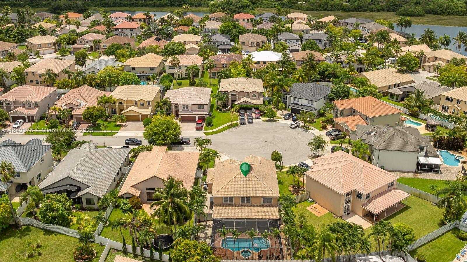 Small Image of 17933 SOUTH WEST 35TH CT, Miramar Number 64