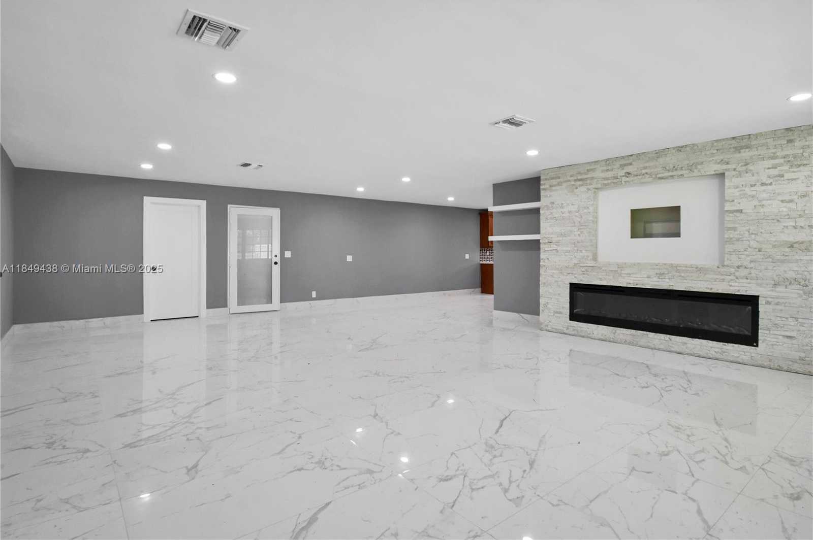 Small Image of 18200 SOUTH WEST 48TH ST, Southwest Ranches Number 14