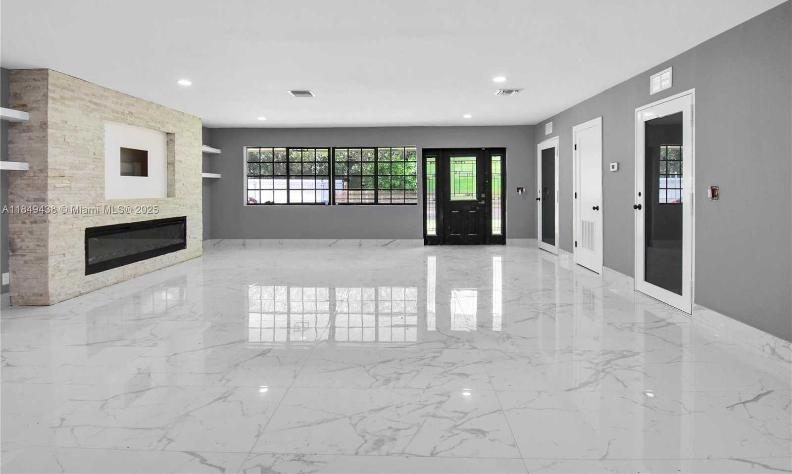 Small Image of 18200 SOUTH WEST 48TH ST, Southwest Ranches Number 2
