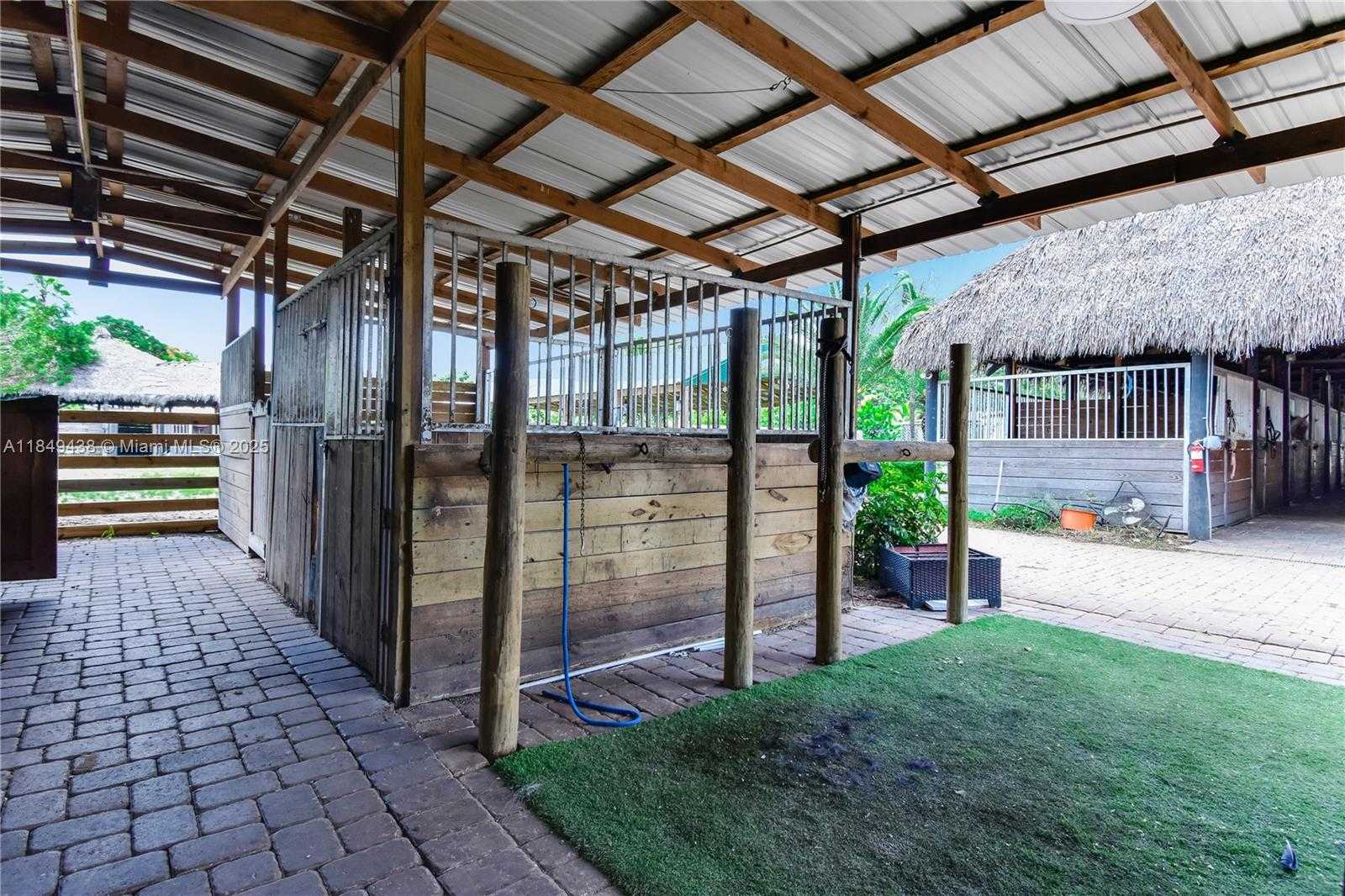 Small Image of 18200 SOUTH WEST 48TH ST, Southwest Ranches Number 33