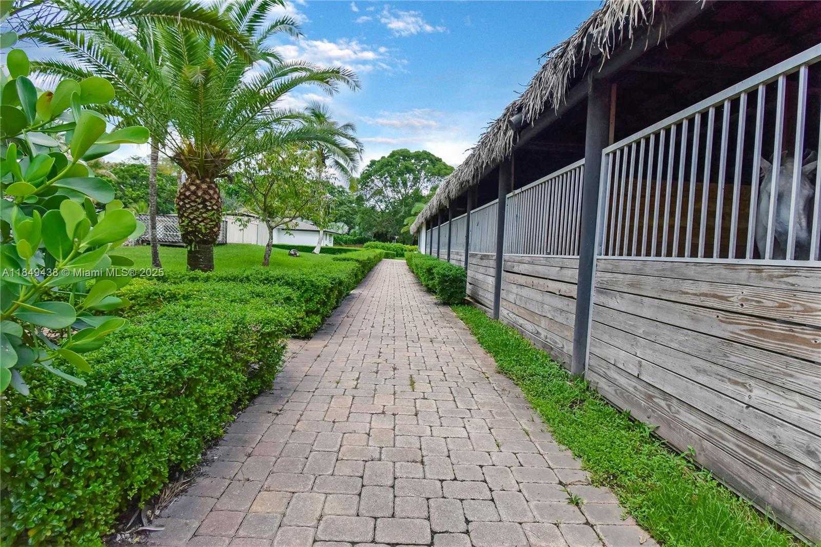 Small Image of 18200 SOUTH WEST 48TH ST, Southwest Ranches Number 34