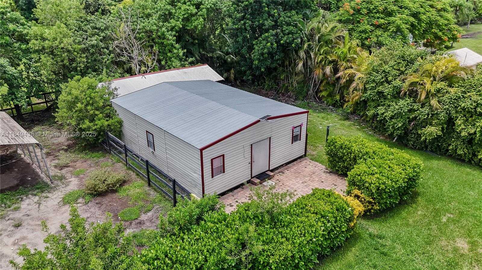 Small Image of 18200 SOUTH WEST 48TH ST, Southwest Ranches Number 42