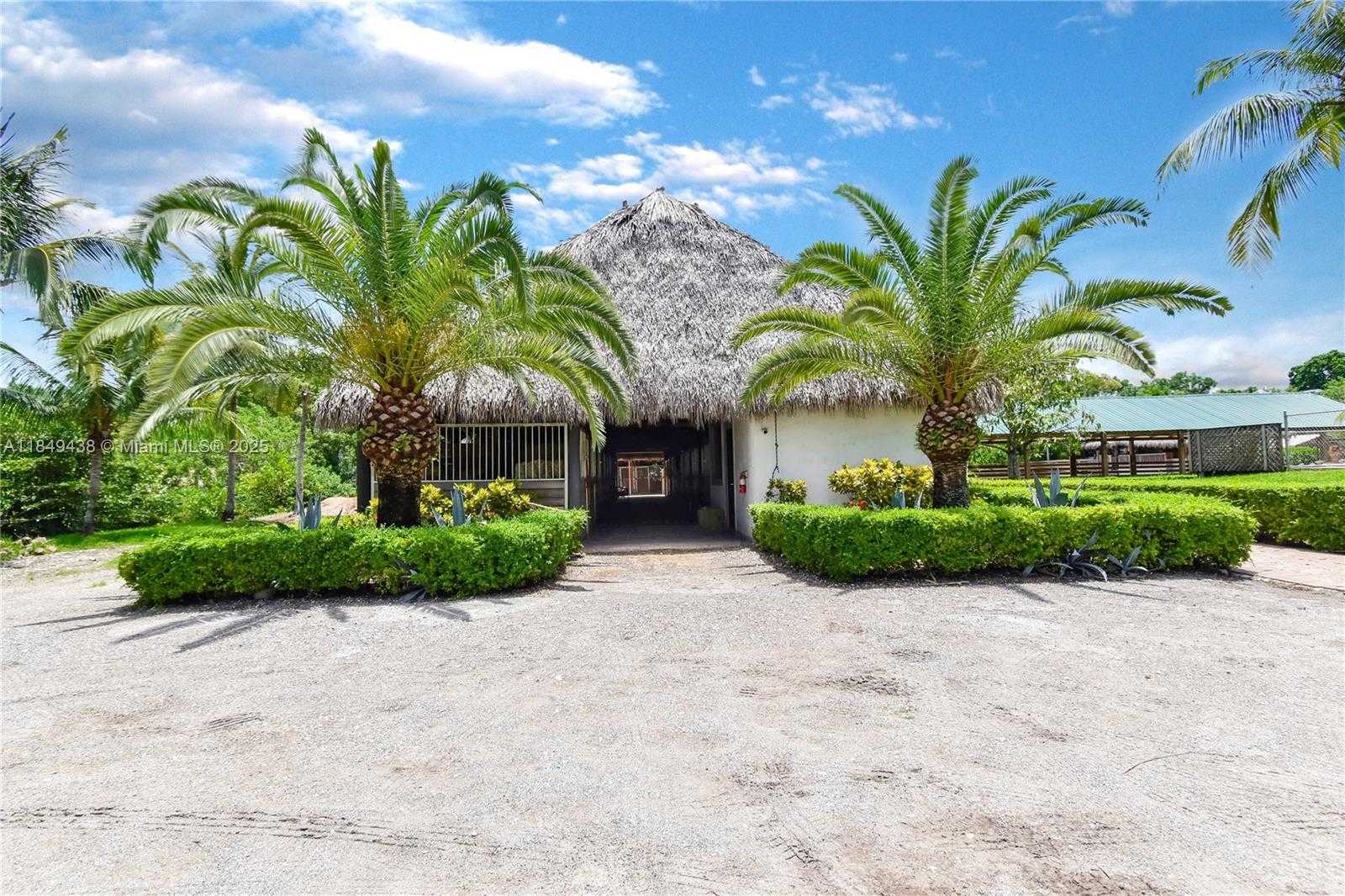 Small Image of 18200 SOUTH WEST 48TH ST, Southwest Ranches Number 5