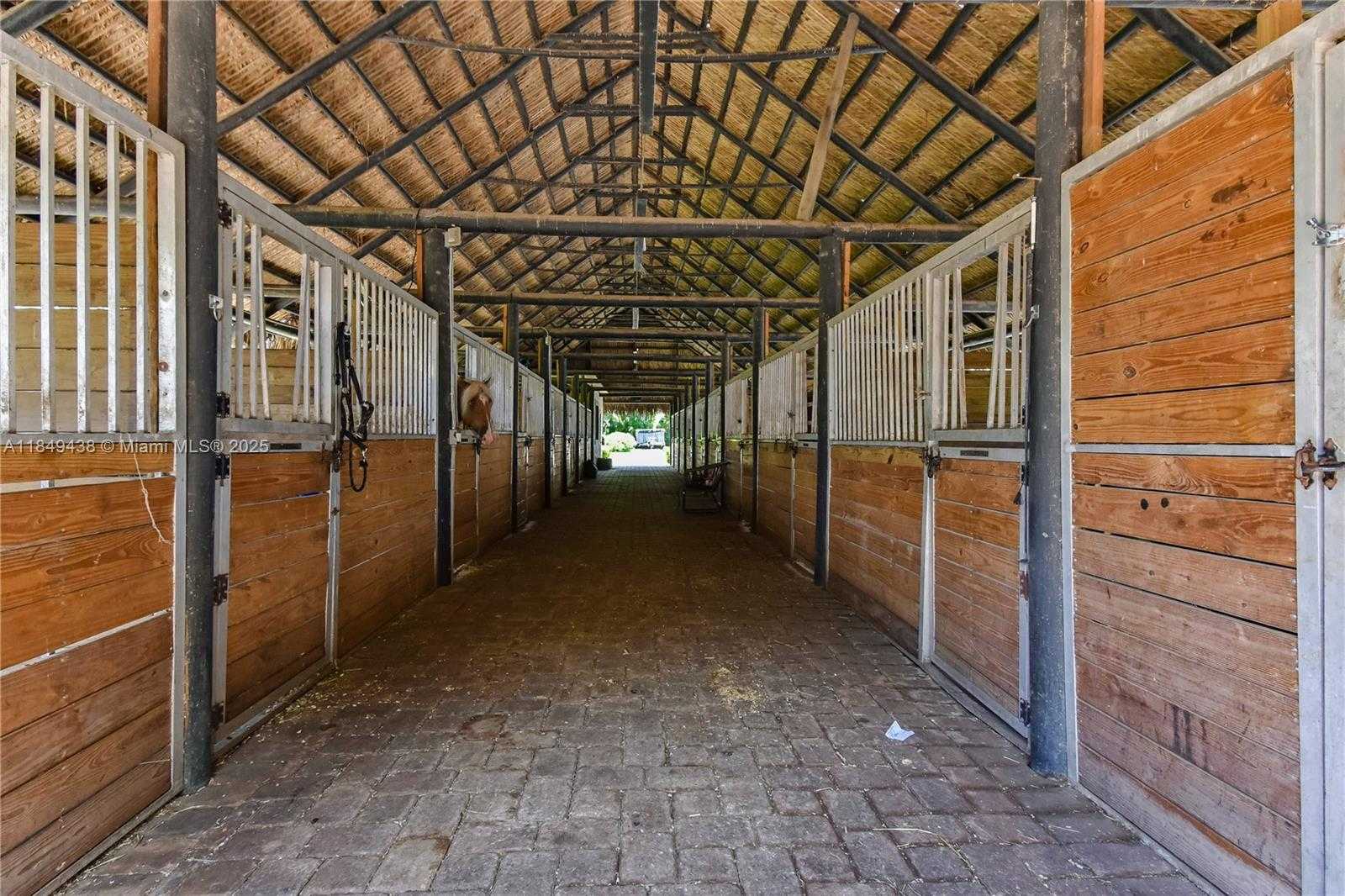 Small Image of 18200 SOUTH WEST 48TH ST, Southwest Ranches Number 6