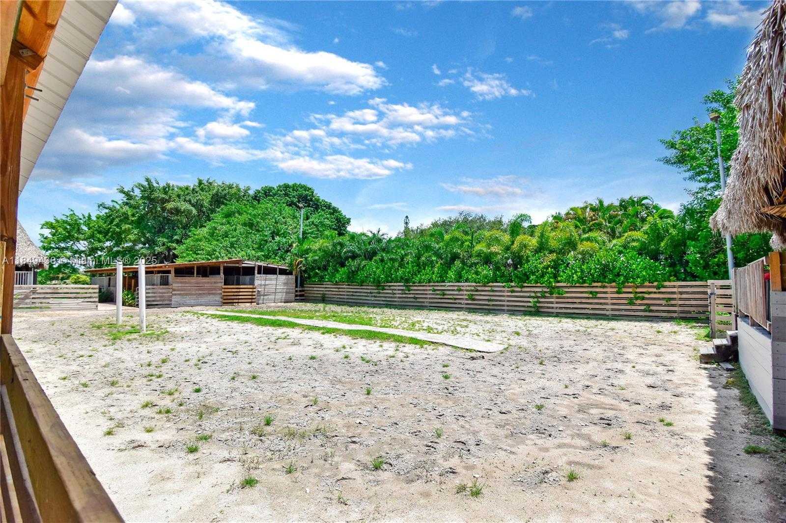 Small Image of 18200 SOUTH WEST 48TH ST, Southwest Ranches Number 7