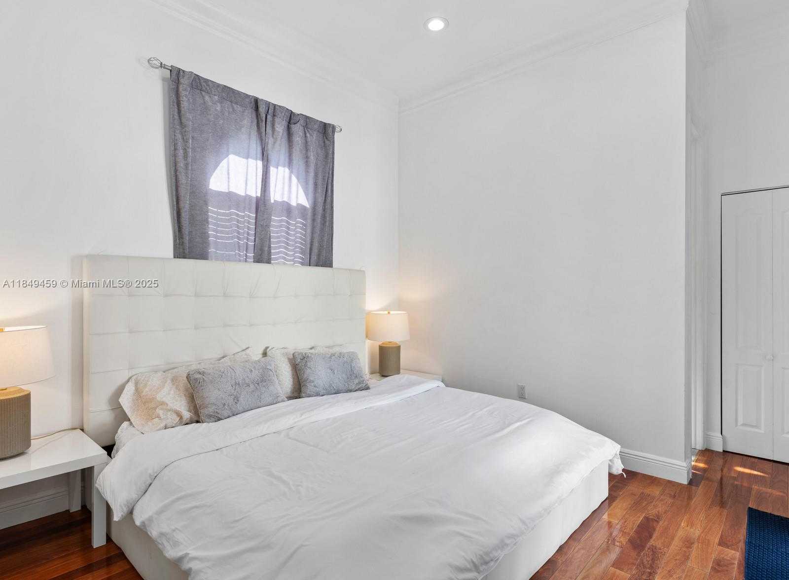 Small Image of 1223 JACKSON ST, Hollywood Number 25