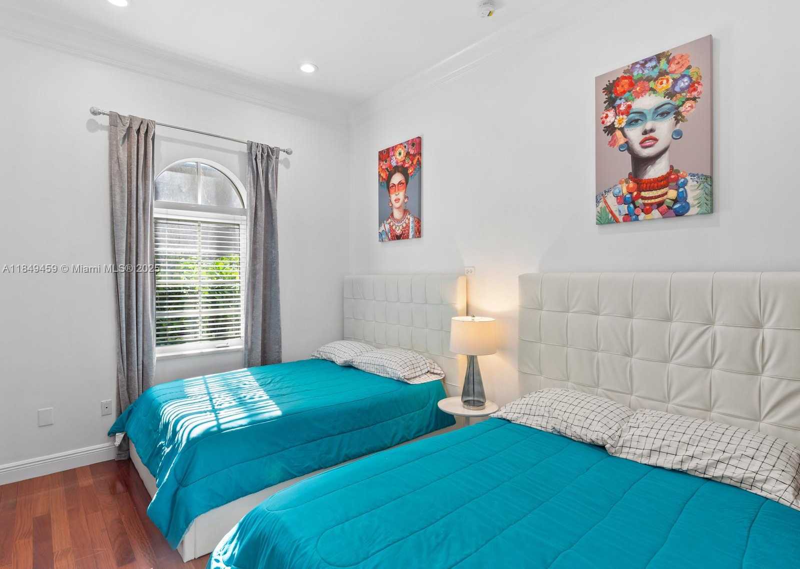 Small Image of 1223 JACKSON ST, Hollywood Number 31