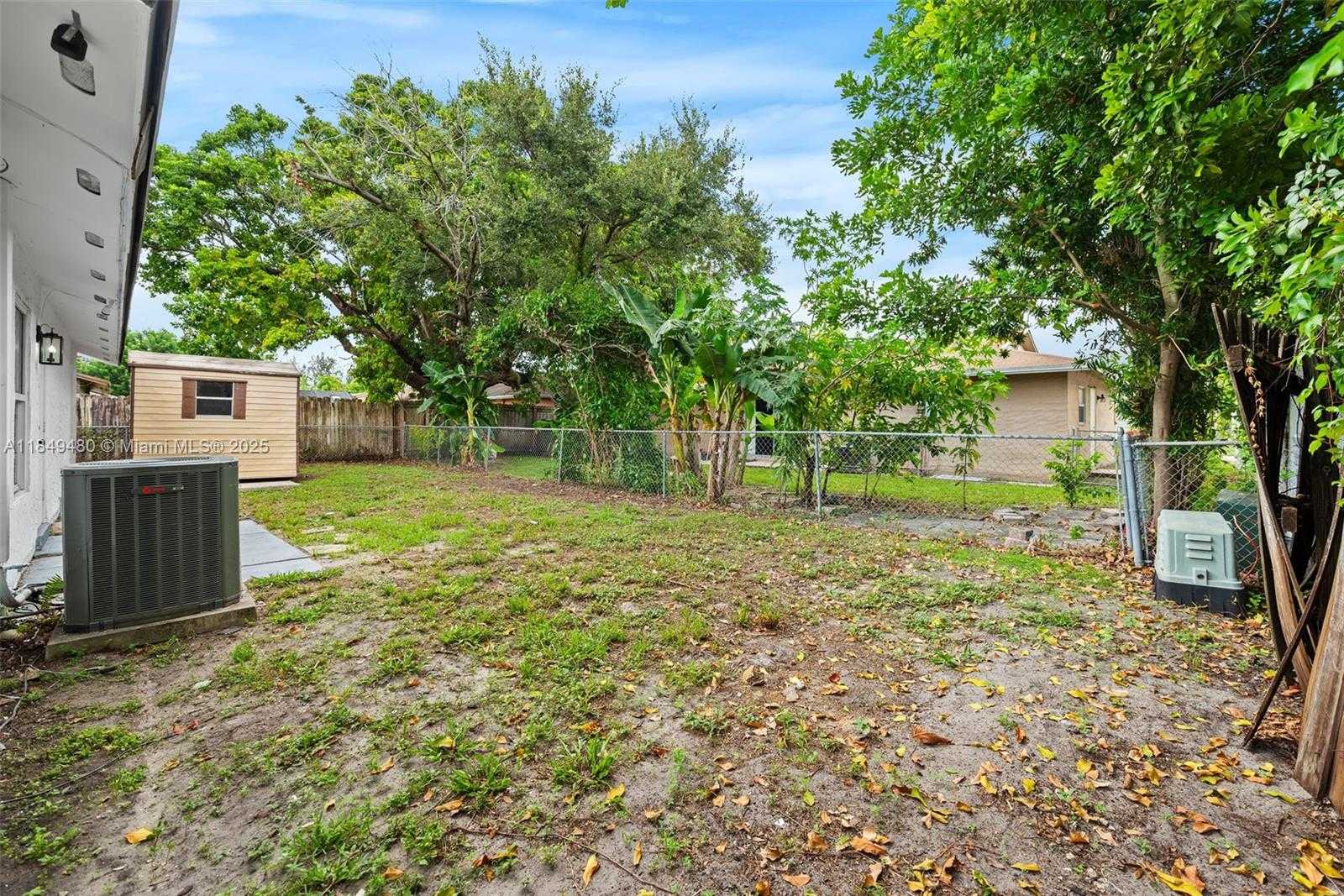 Small Image of 8201 SOUTH WEST 7TH CT, North Lauderdale Number 28