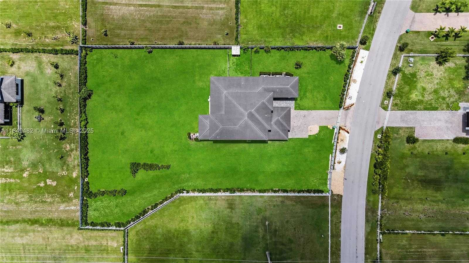 Small Image of 15846 SOUTH WEST 49TH ST, Southwest Ranches Number 41