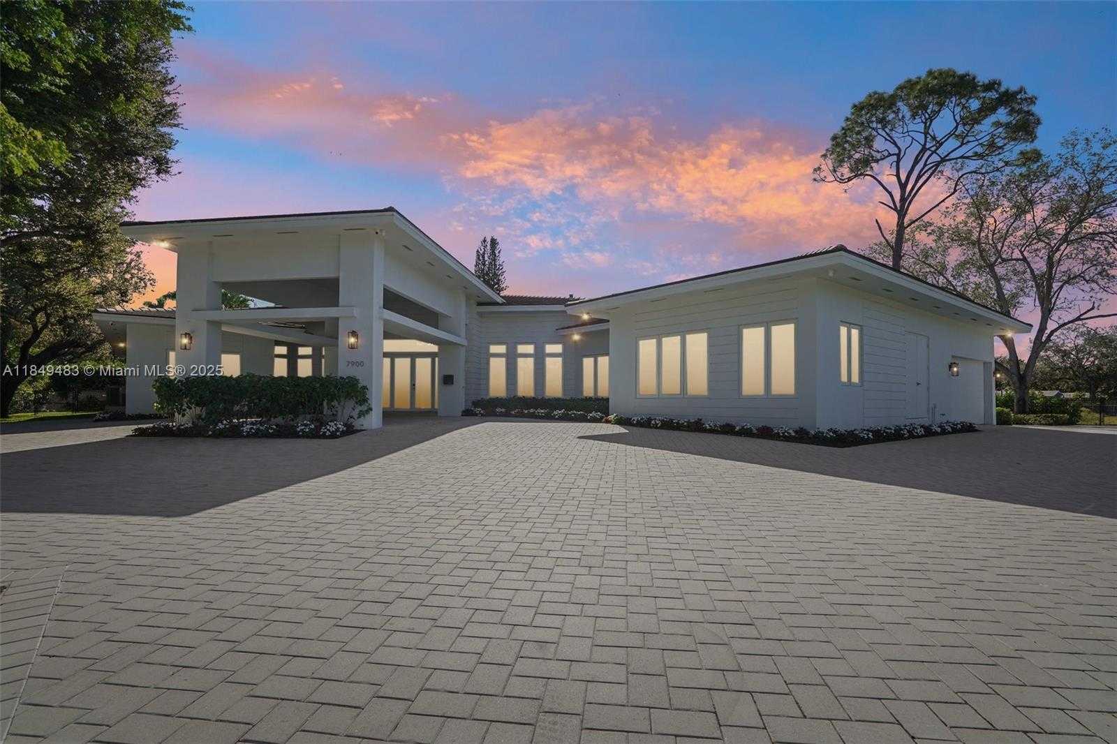 Small Image of 7900 SOUTH WEST 70TH ST, Miami Number 17