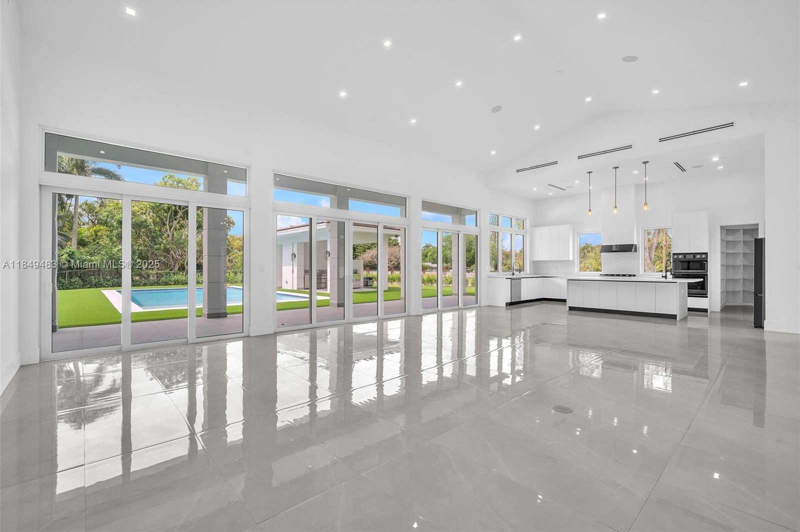Small Image of 7900 SOUTH WEST 70TH ST, Miami Number 2