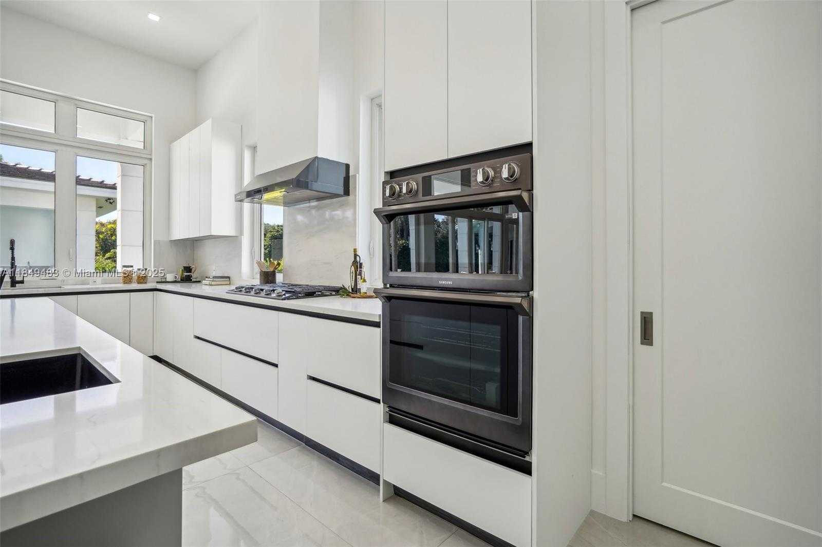 Small Image of 7900 SOUTH WEST 70TH ST, Miami Number 24