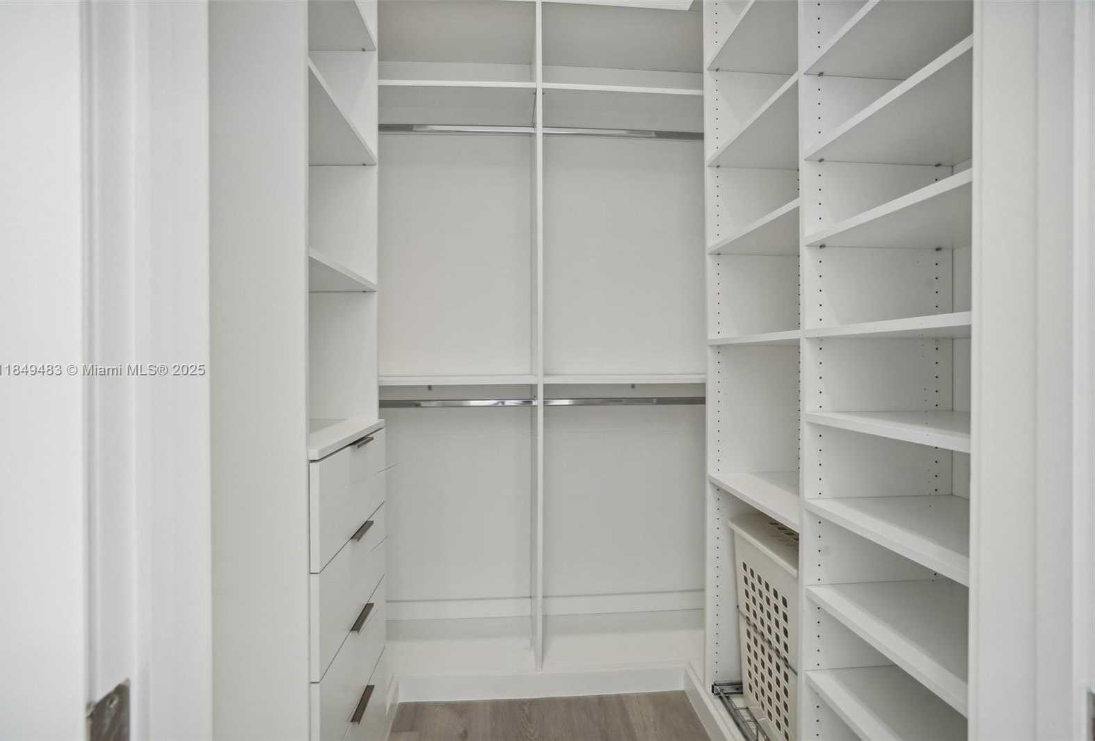 Small Image of 7900 SOUTH WEST 70TH ST, Miami Number 27
