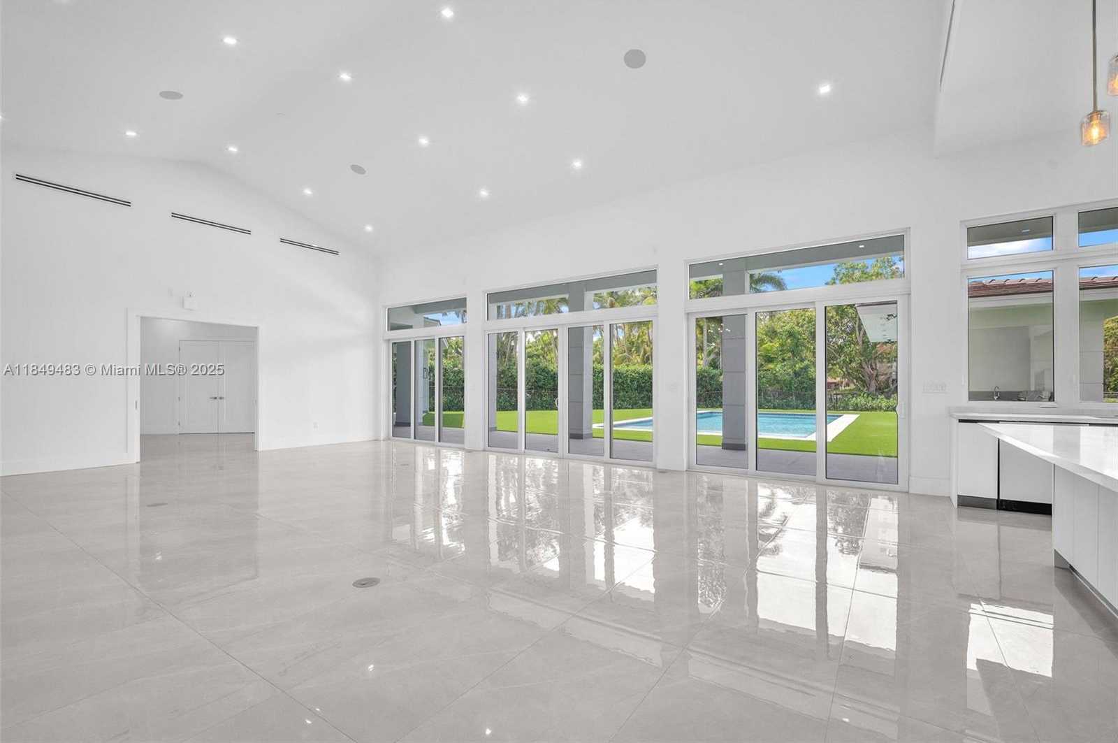 Small Image of 7900 SOUTH WEST 70TH ST, Miami Number 3