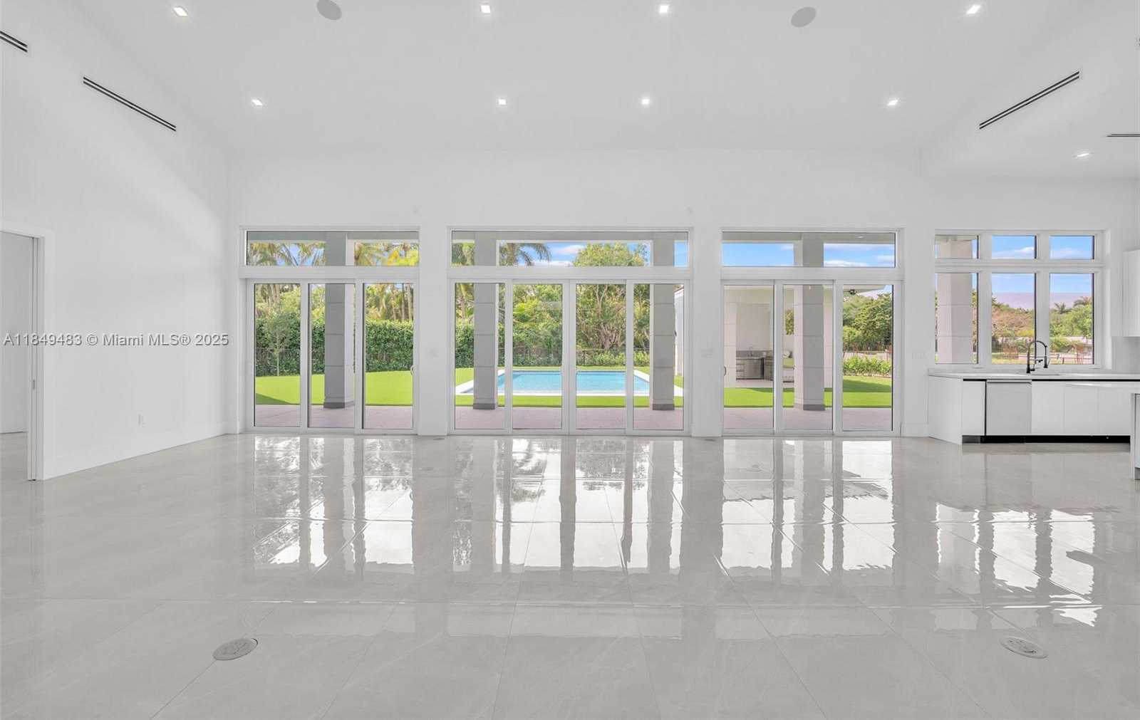 Small Image of 7900 SOUTH WEST 70TH ST, Miami Number 4