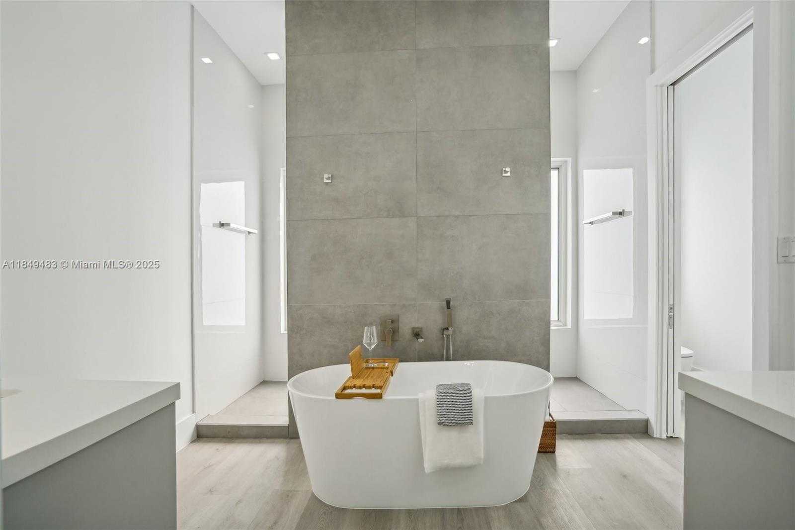 Small Image of 7900 SOUTH WEST 70TH ST, Miami Number 41