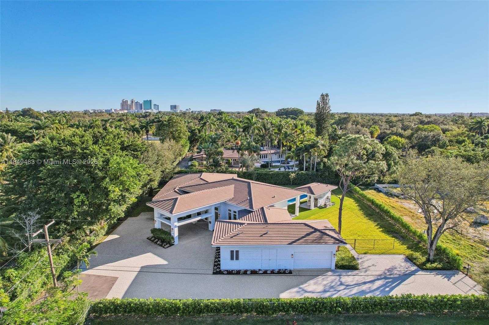 Small Image of 7900 SOUTH WEST 70TH ST, Miami Number 59