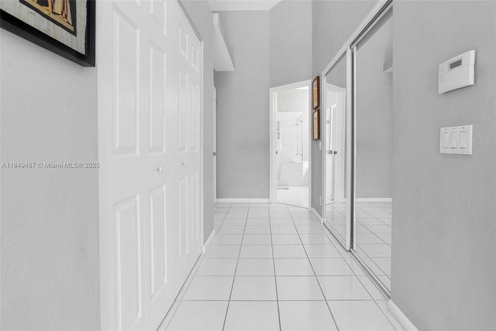 Small Image of 2613 OAKBROOK DR, Weston Number 19