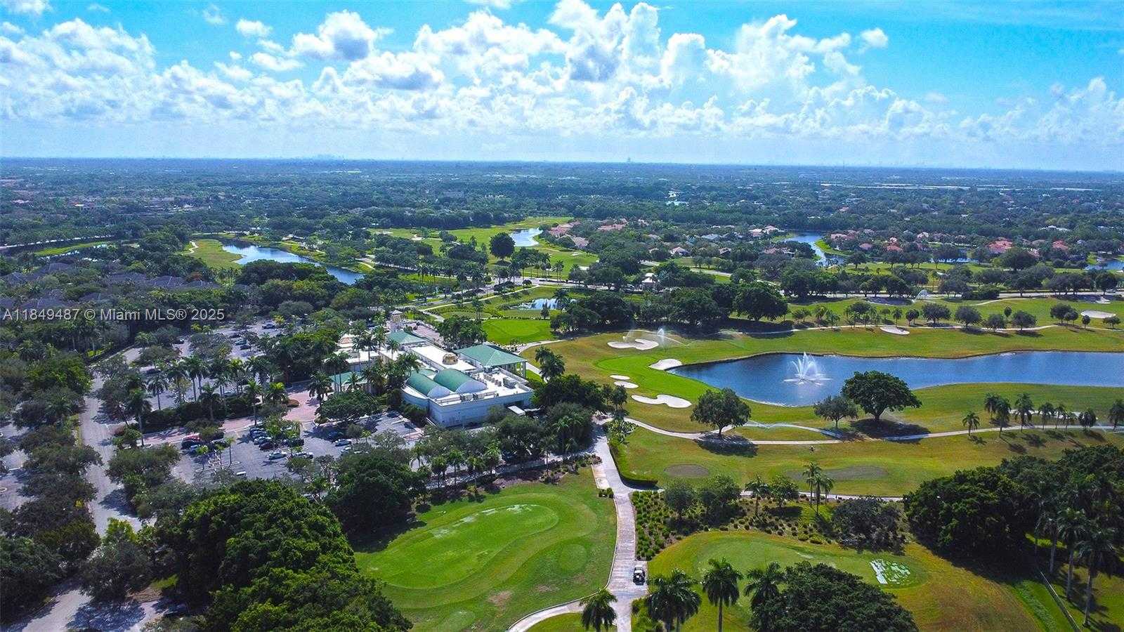 Small Image of 2613 OAKBROOK DR, Weston Number 63
