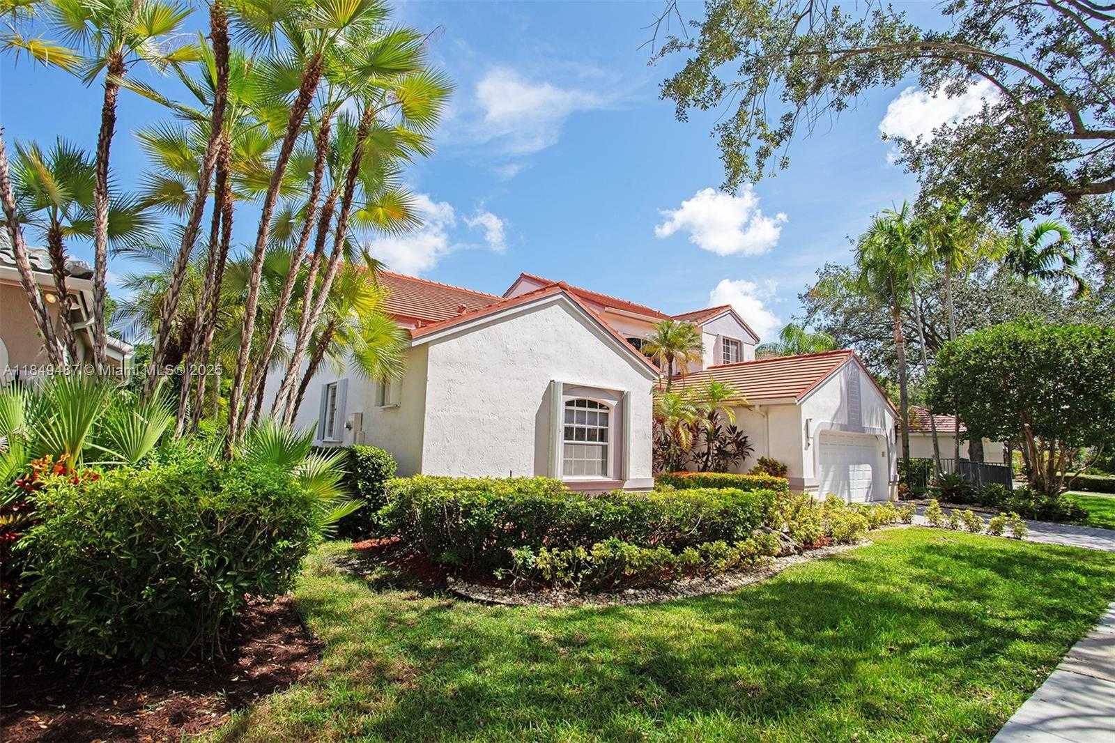 Small Image of 2613 OAKBROOK DR, Weston Number 8
