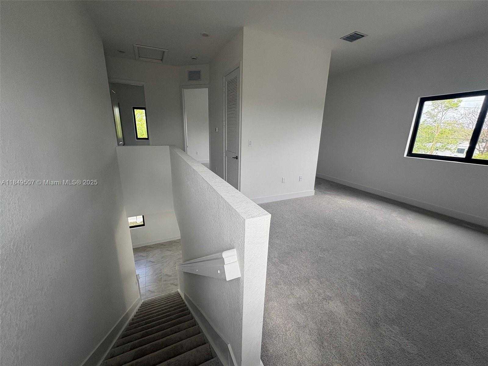 Small Image of 18922 SW 316th St, Homestead, FL 33033, USA Number 12