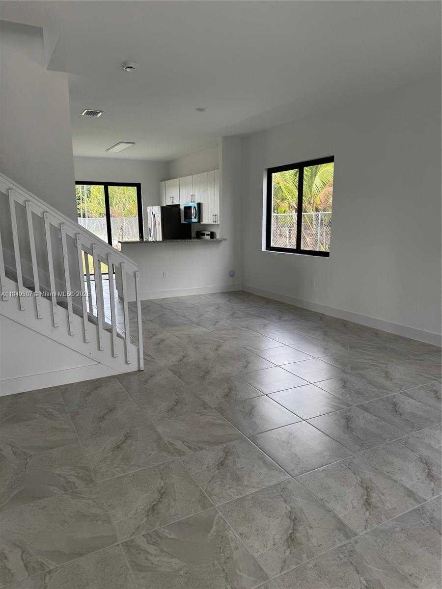Small Image of 18922 SW 316th St, Homestead, FL 33033, USA Number 8