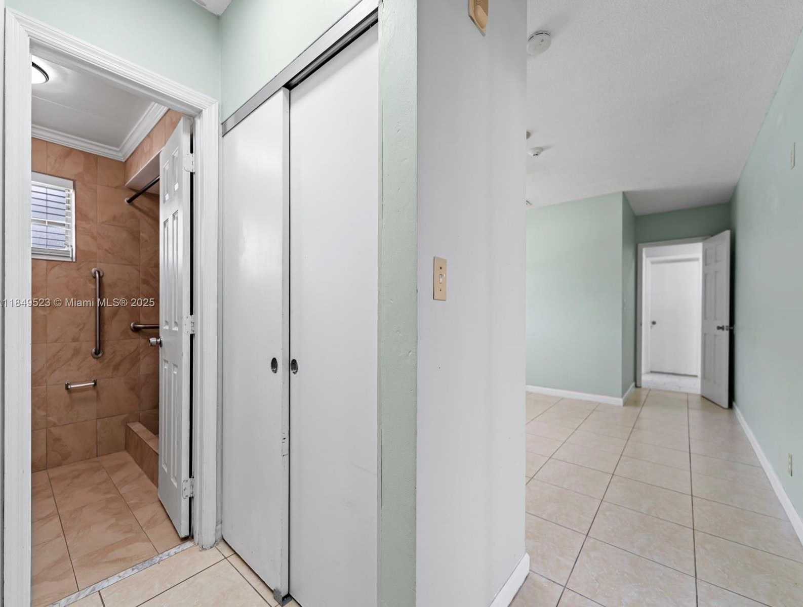 Small Image of 6572 SOUTH WEST 8TH CT, North Lauderdale Number 20
