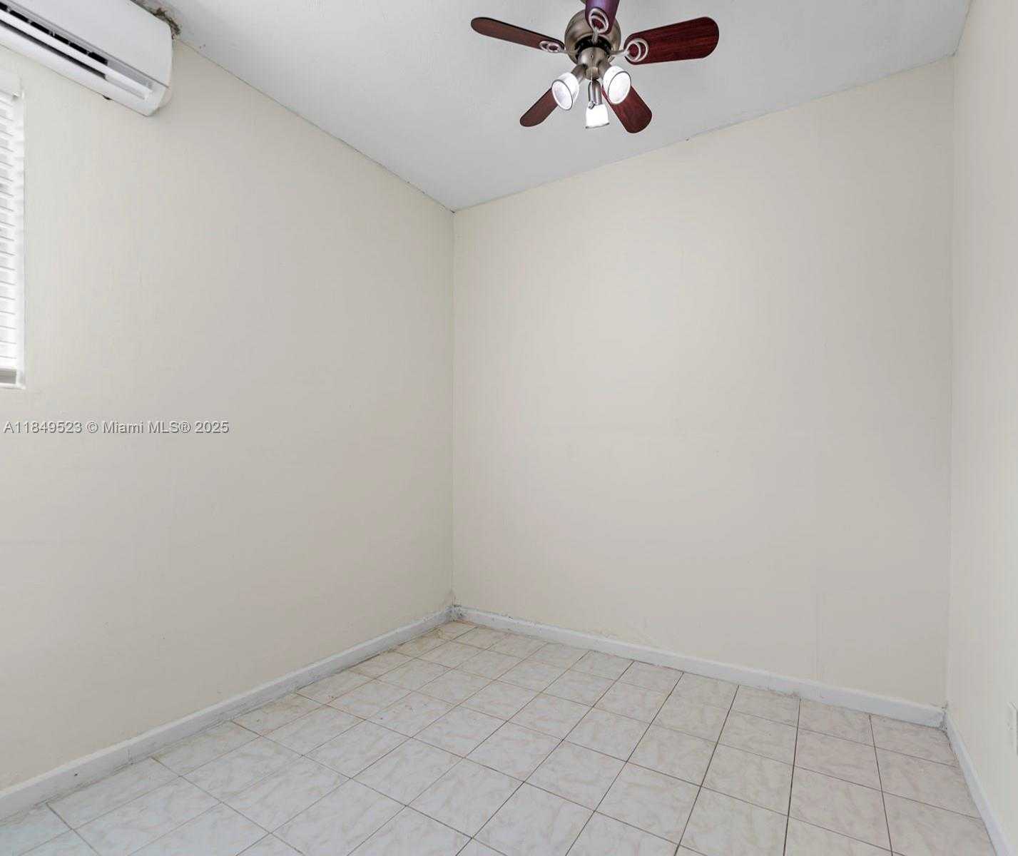 Small Image of 6572 SOUTH WEST 8TH CT, North Lauderdale Number 25